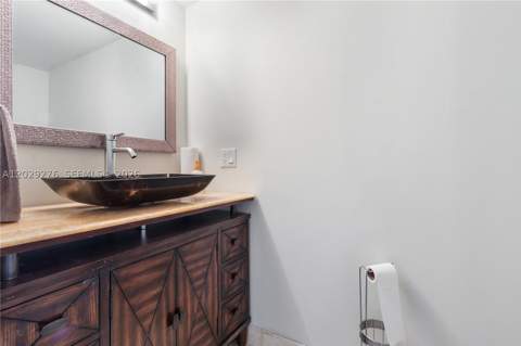 1717 N Bayshore Dr A-2837, Miami FL - photo 22 of 30