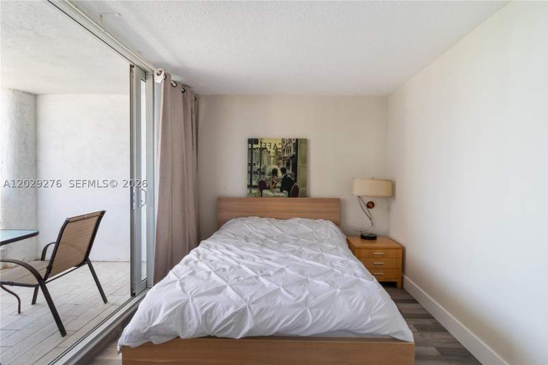 2 bedroom Condominium at 1717 N Bayshore Dr A-2837, Venetia Condo, Miami — photo 5