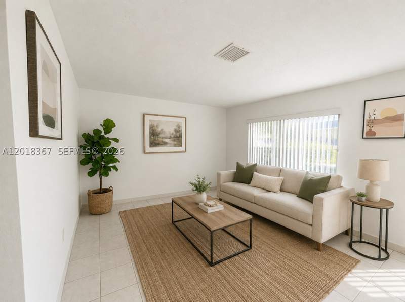 3 bedroom SingleFamilyResidence at 18054 SW 92nd Ct, Bel Aire Sec 16, Palmetto Bay — photo 2