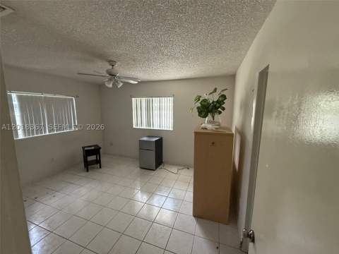 18054 SW 92nd Ct, Palmetto Bay FL - photo 9 of 14