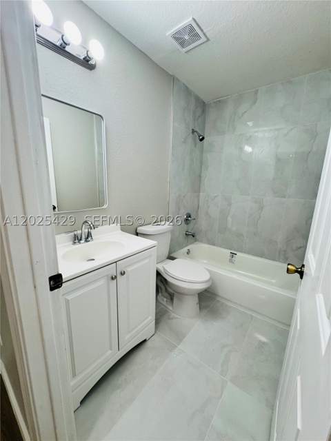 1592 SE 27th Ct 175, Homestead FL - photo 8 of 23