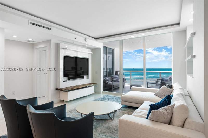 2 bedroom Condominium at 3801 Collins Ave 703, Mosaic On Miami Beach Con, Miami Beach — photo 3