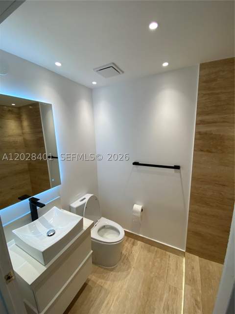 3340 NE 190th St 409, Aventura FL - photo 16 of 23