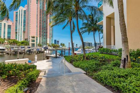 3340 NE 190th St 409, Aventura FL - photo 18 of 23