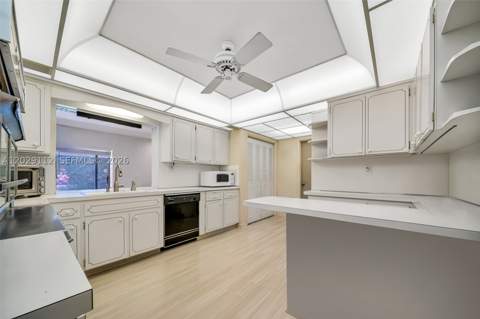 6760 SW 62nd Ter, South Miami FL - photo 14 of 38