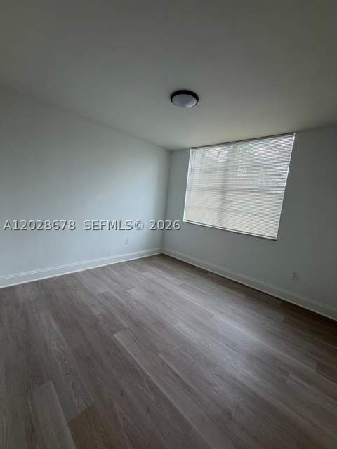 492 NW 165th St Rd C-211, Miami FL - photo 23 of 30