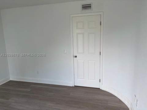 492 NW 165th St Rd C-211, Miami FL - photo 24 of 30