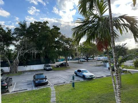 492 NW 165th St Rd C-211, Miami FL - photo 7 of 30