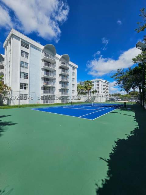 492 NW 165th St Rd C-211, Miami FL - photo 8 of 30