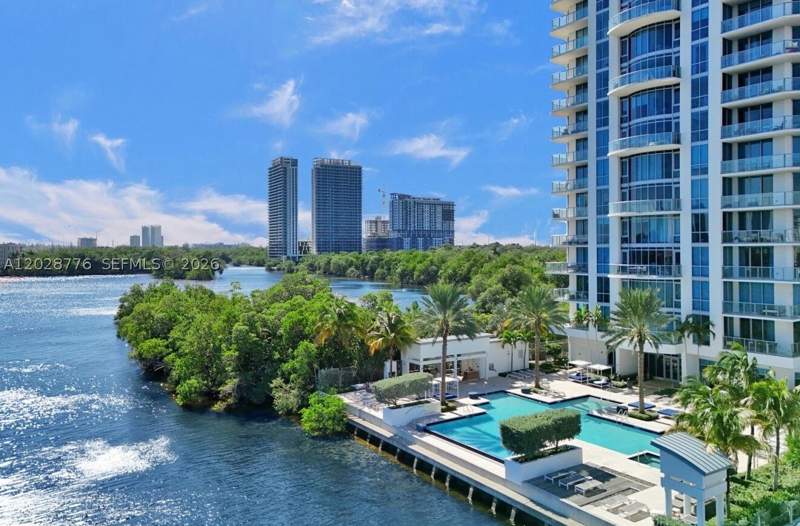 2 bedroom Condominium at 17111 Biscayne Blvd 208, Marina Palms Residences S, North Miami Beach — photo 4