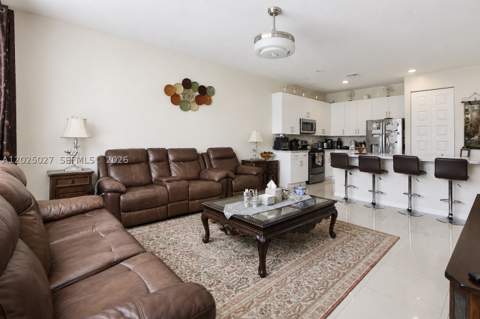 19220 NE 9th Pl, Miami FL - photo 10 of 41