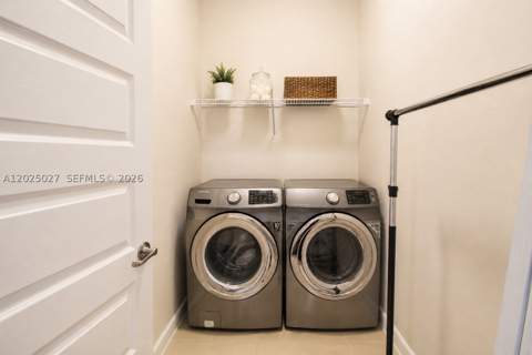 19220 NE 9th Pl, Miami FL - photo 15 of 41