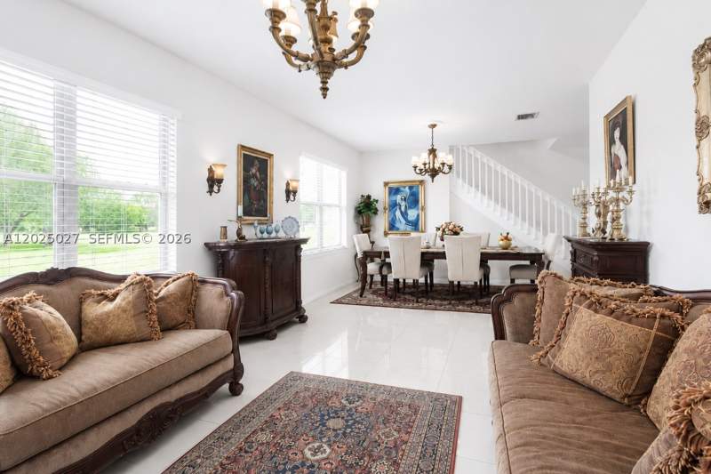 5 bedroom SingleFamilyResidence at 19220 NE 9th Pl, Aventura Aisles, Miami — photo 4