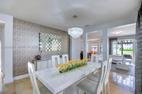 10555 NW 69th Ter, Doral FL - photo 20 of 44