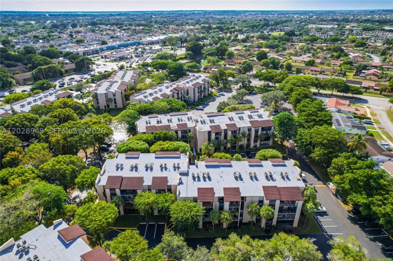 1 bedroom Condominium at 14501 N Kendall Dr 212H, Promenade At Kendale Lake, Miami — photo 5