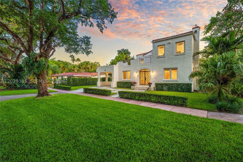 4 bedroom SingleFamilyResidence at 1544 Plasentia Ave, Coral Gables Country Club, Coral Gables — photo 3