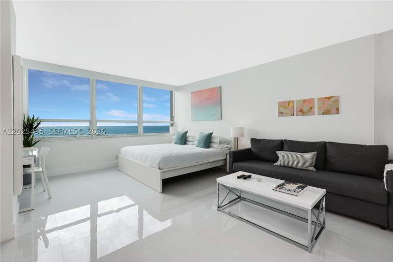 6 bedroom Condominium at 5445 Collins av 1730+1232+1424+928+724+12, Castle Beach Club Condo, Miami Beach — photo 4