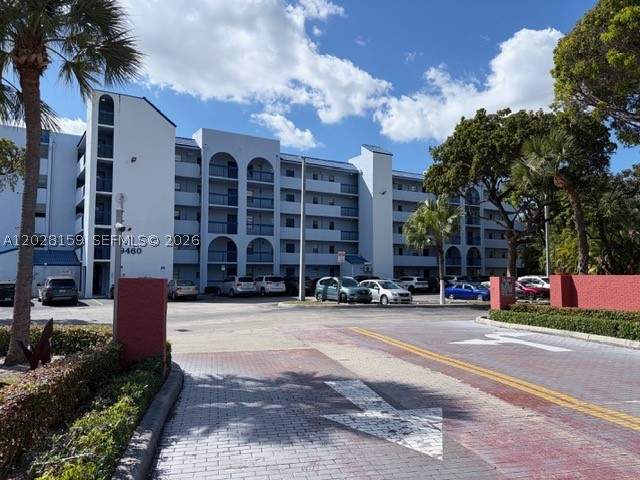 1 bedroom Condominium at 9460 Fontainebleau Blvd 529, Bleau Grotto Condo, Miami — photo 2