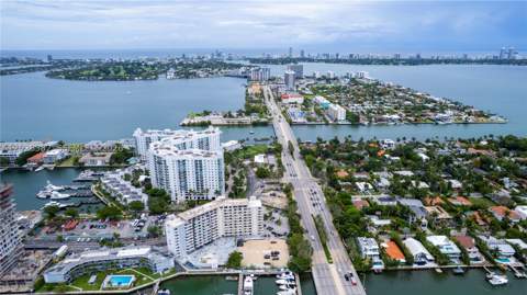 7904 West Dr 810, North Bay Village FL - photo 10 of 30