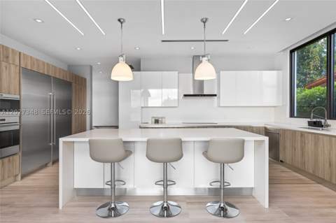 16470 NE 30th Ave, North Miami Beach FL - photo 17 of 62