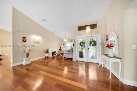 19641 NW 88th Ave, Hialeah FL - photo 14 of 26