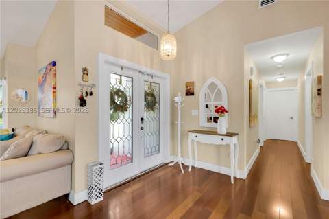 19641 NW 88th Ave, Hialeah FL - photo 16 of 26