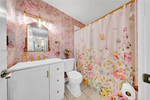 19641 NW 88th Ave, Hialeah FL - photo 6 of 26