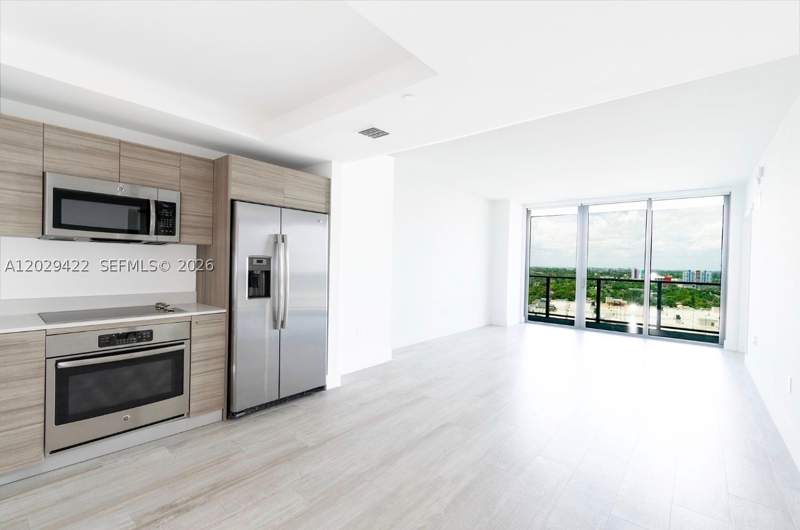 1 bedroom Condominium at 121 NE 34th St 1412, 3401 Midtown Condo, Miami — photo 2