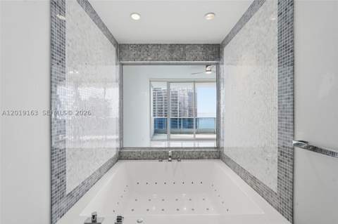 200 Biscayne Boulevard Way 4904, Miami FL - photo 17 of 28