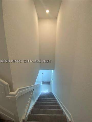 593 NE 208th Ter, Miami FL - photo 23 of 40