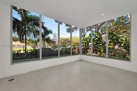 2100 S Miami Ave, Miami FL - photo 12 of 82