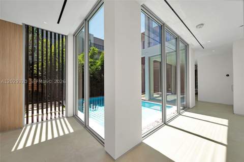 2100 S Miami Ave, Miami FL - photo 22 of 82