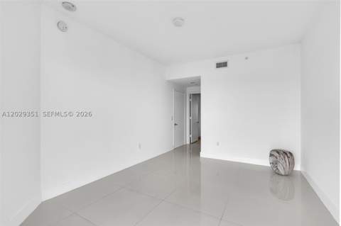 17111 Biscayne Bl 506, North Miami Beach FL - photo 18 of 53