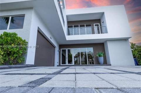 7480 NW 99th Ave, Doral FL - photo 21 of 45