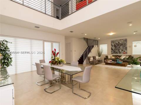 7480 NW 99th Ave, Doral FL - photo 7 of 45