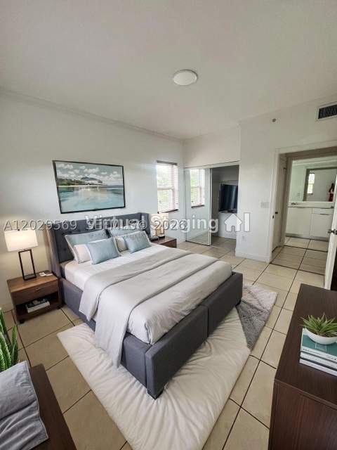 10750 NW 66th St 401, Doral FL - photo 21 of 31