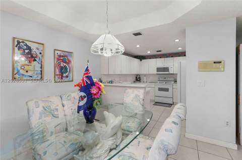 11468 NW 50th Ter, Doral FL - photo 8 of 26