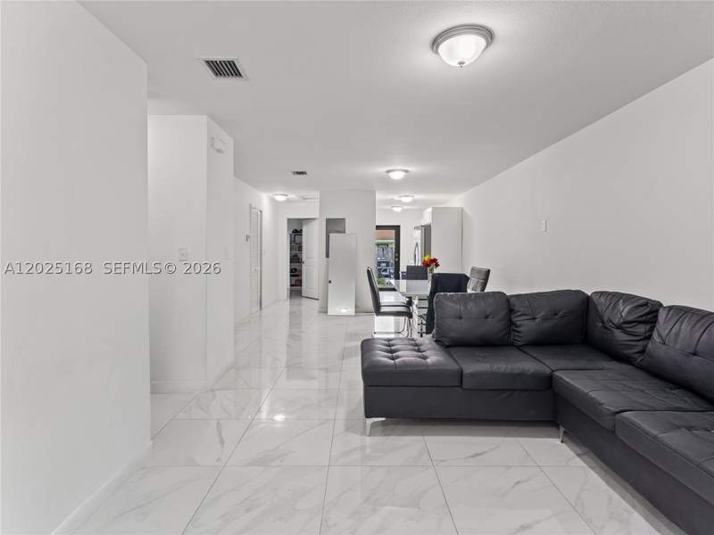 3 bedroom Townhouse at 10769 SW 146th St, Fifth Addition To Richmon, Miami — photo 3