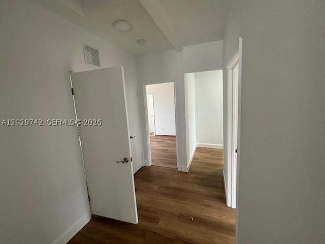 4 bedroom SingleFamilyResidence at 34 NW 69th St, Fairway, Miami — photo 5