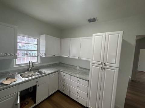 34 NW 69th St, Miami FL - photo 7 of 19