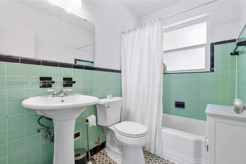 20 Park Dr 6, Bal Harbour FL - photo 12 of 20