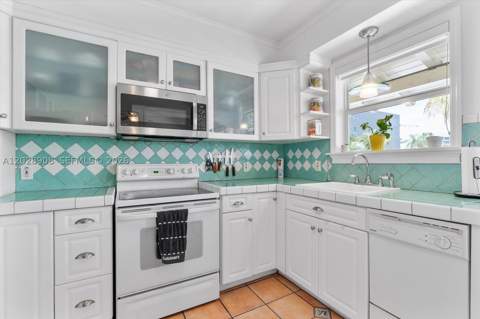 20 Park Dr 6, Bal Harbour FL - photo 6 of 20
