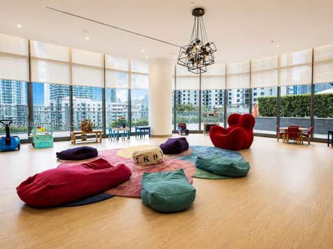45 SW 9th St 1506, Miami FL - photo 13 of 16