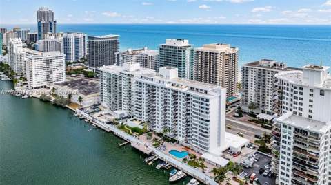 5700 Collins Ave 8K, Miami Beach FL - photo 19 of 23