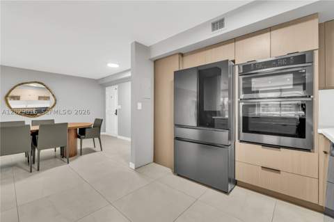 1450 Brickell Bay Dr 1815, Miami FL - photo 10 of 33