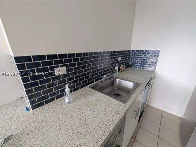0 bedroom Condominium at 1500 Bay Rd 310S, Flamingo South Beach I Co, Miami Beach — photo 2