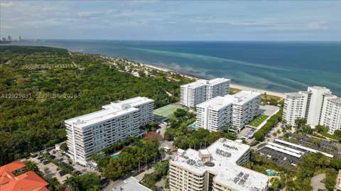 199 Ocean Lane Dr 911, Key Biscayne FL - photo 23 of 25