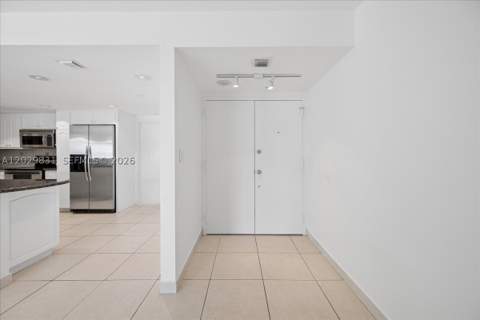 199 Ocean Lane Dr 911, Key Biscayne FL - photo 7 of 25