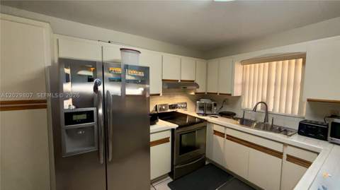 5890 SW 147th Ct, Miami FL - photo 6 of 21