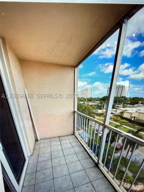 1251 NE 108th St 617, Miami FL - photo 14 of 22